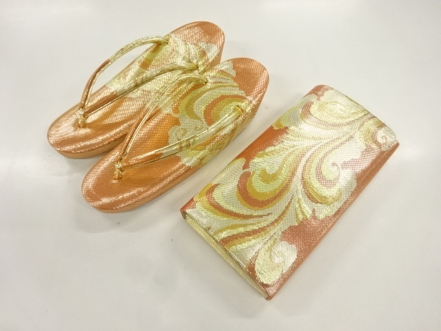 未使用品　佐賀錦唐草模様織出し草履・バッグセット（草履23センチ）